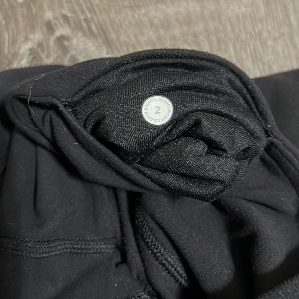 Lululemon Align Jogger *28" Black Size 2 - Picture 4 of 7
